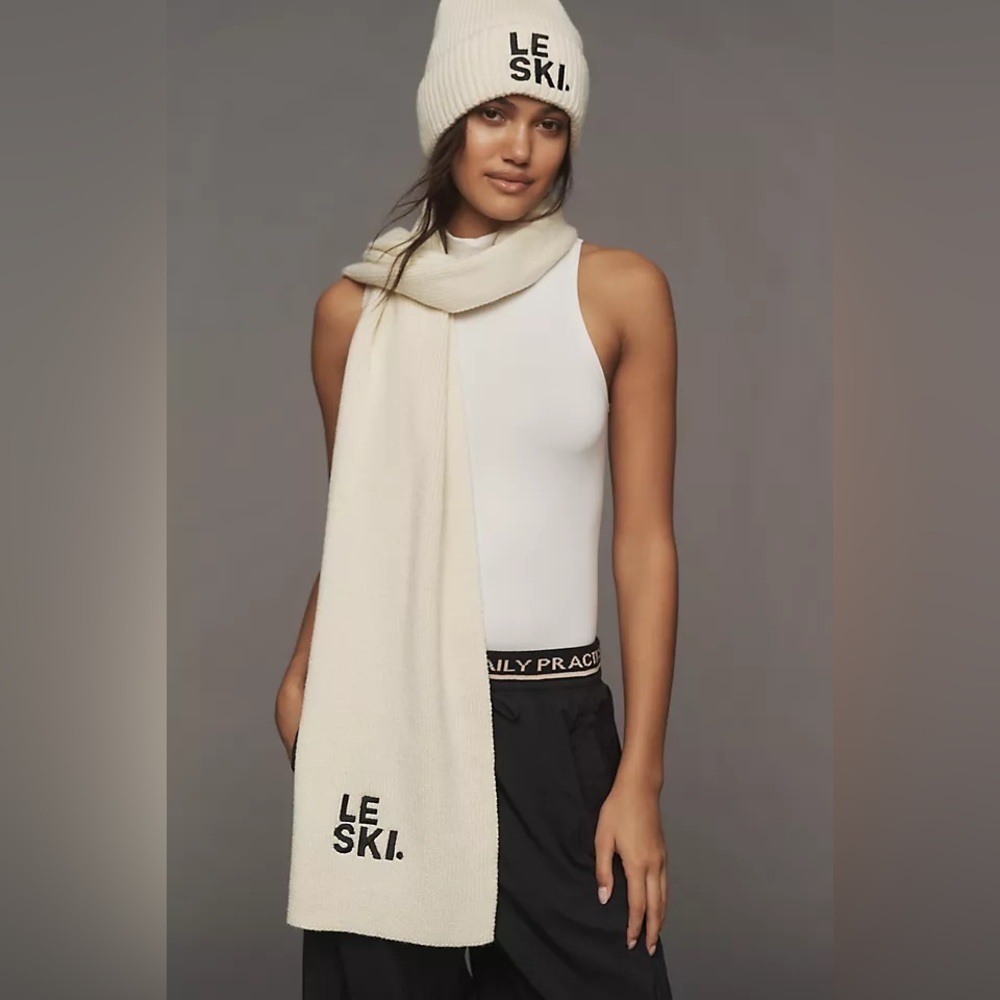 Anthropologie Le Ski Scarf New Without Tags